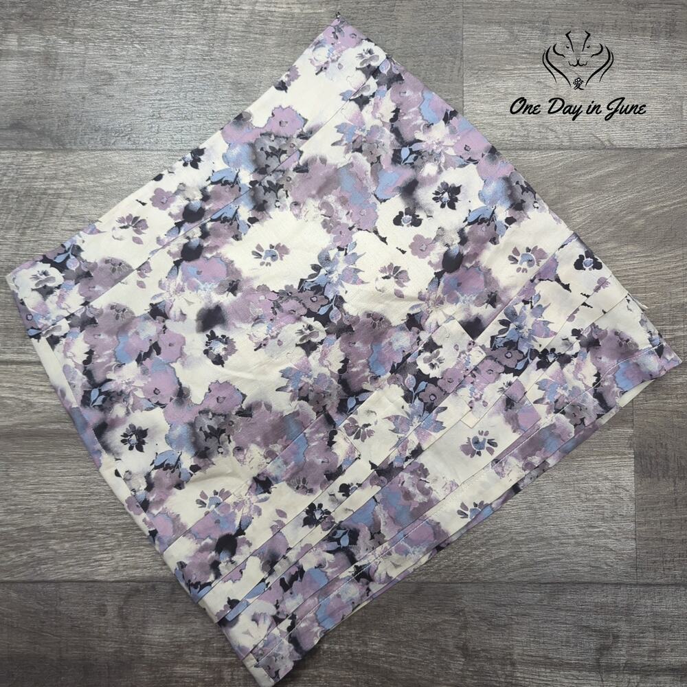Loft Floral Mini Skirt Size 4